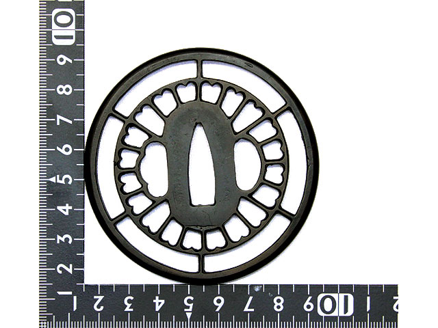 T-013-1IR4車輪に菊図透鐔